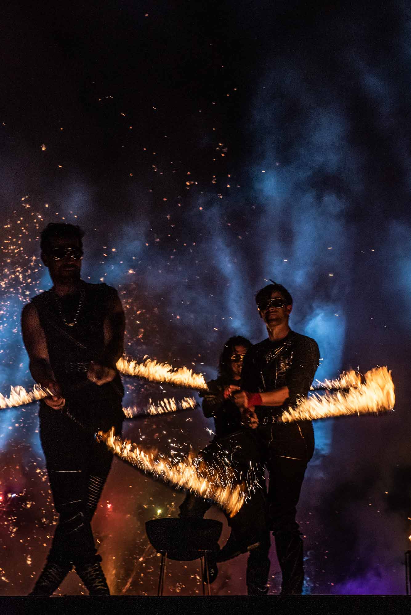Jongleur de feu spectacle à Massy