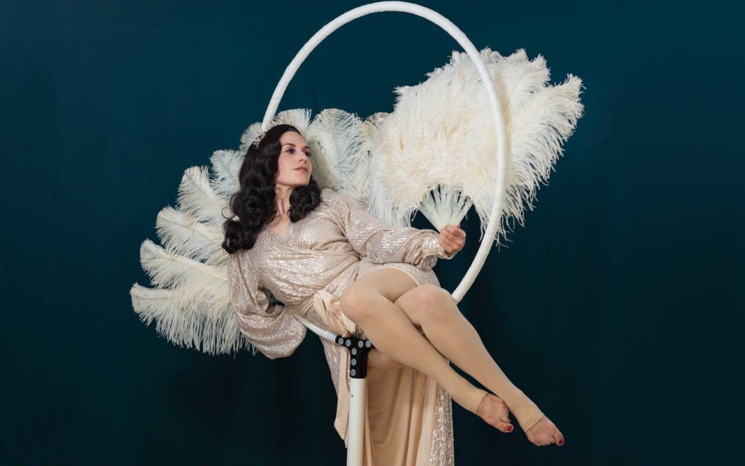 Kirby Marzelle artiste burlesque