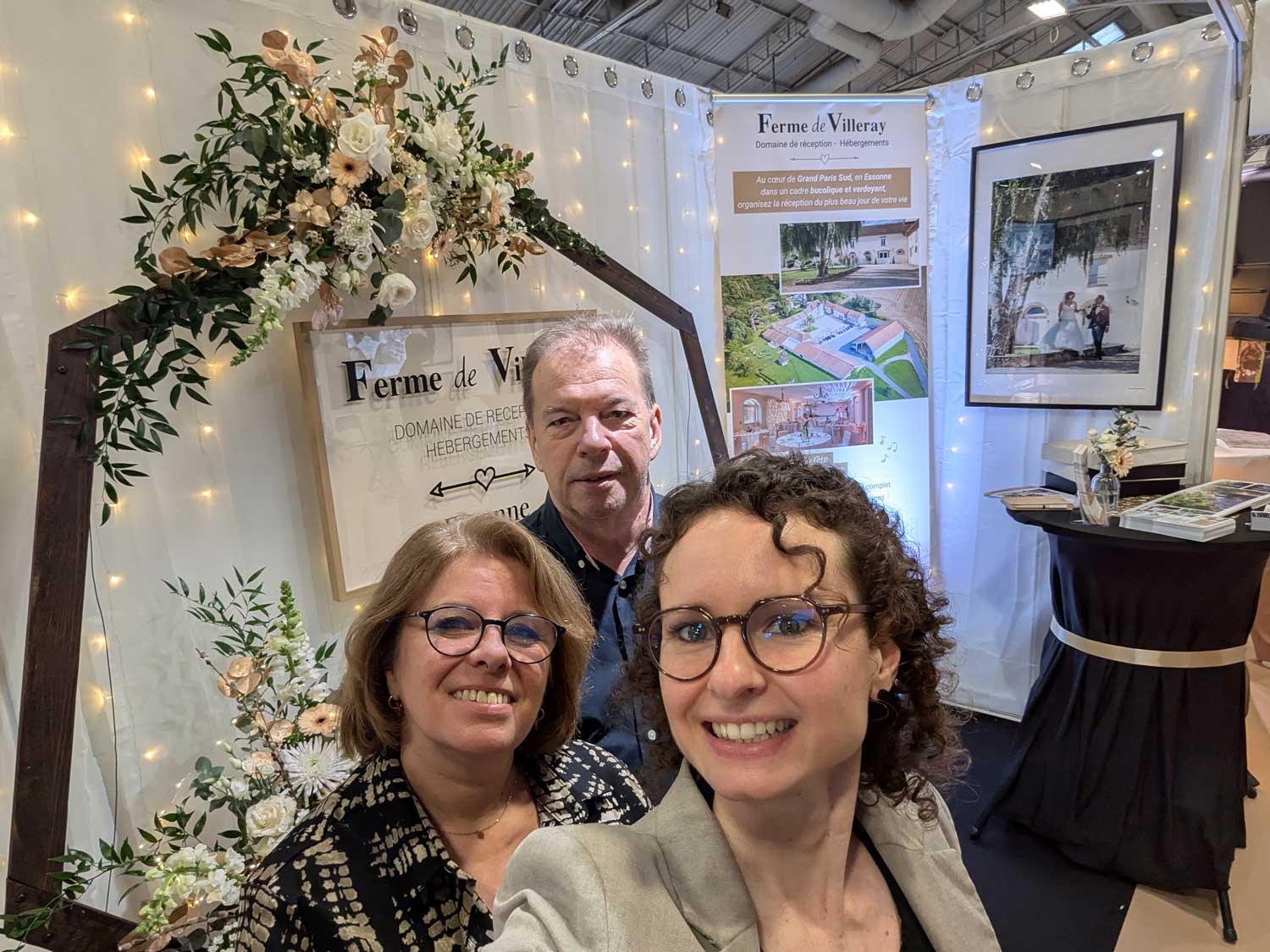 Selfie au salon du mariage Porte de Versailles avec la Ferme de Villeray et Gwendoline Chopineau photographe